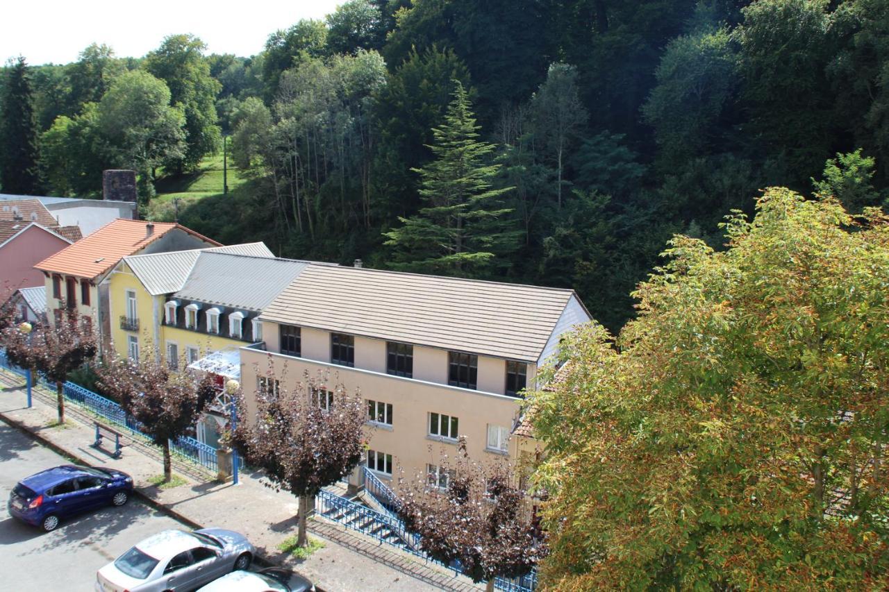 Studio 3 étoiles rénové, lumineux et cosy à 2 pas des thermes dans immeuble atypique Capvern Extérieur photo