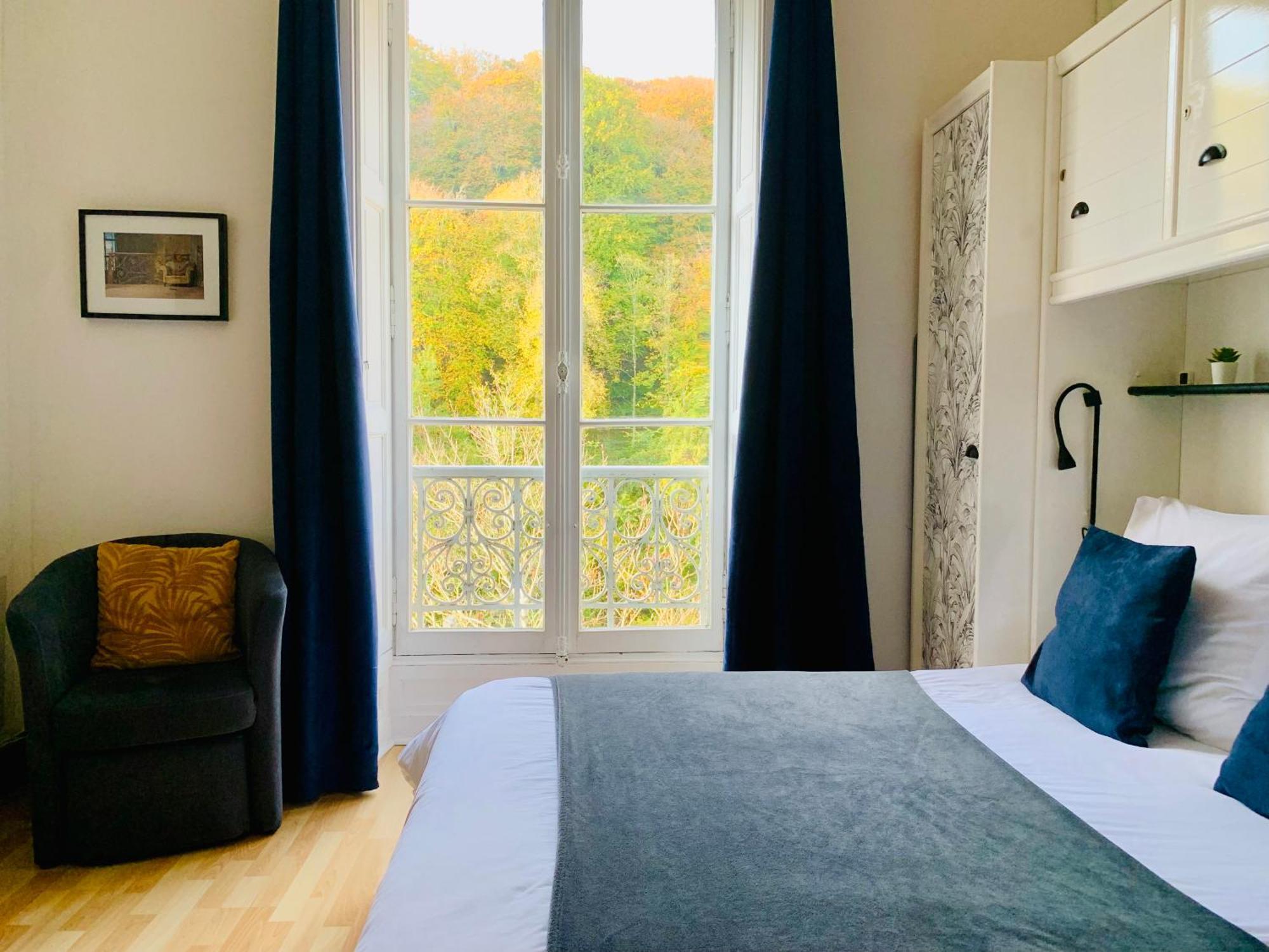 Studio 3 étoiles rénové, lumineux et cosy à 2 pas des thermes dans immeuble atypique Capvern Extérieur photo